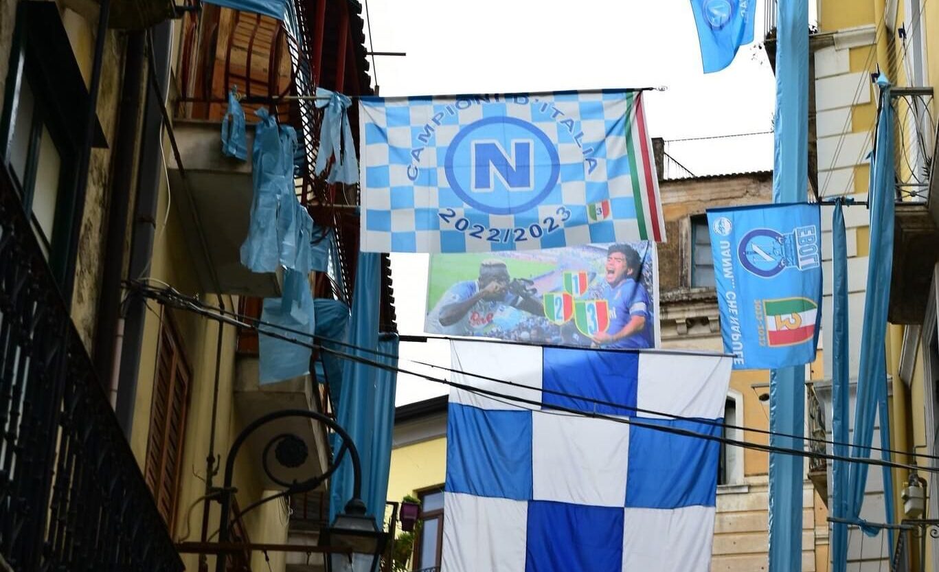 Addobbi ad Eboli per il Napoli