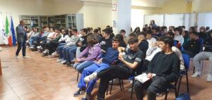 Studenti a lezione con l'Aci