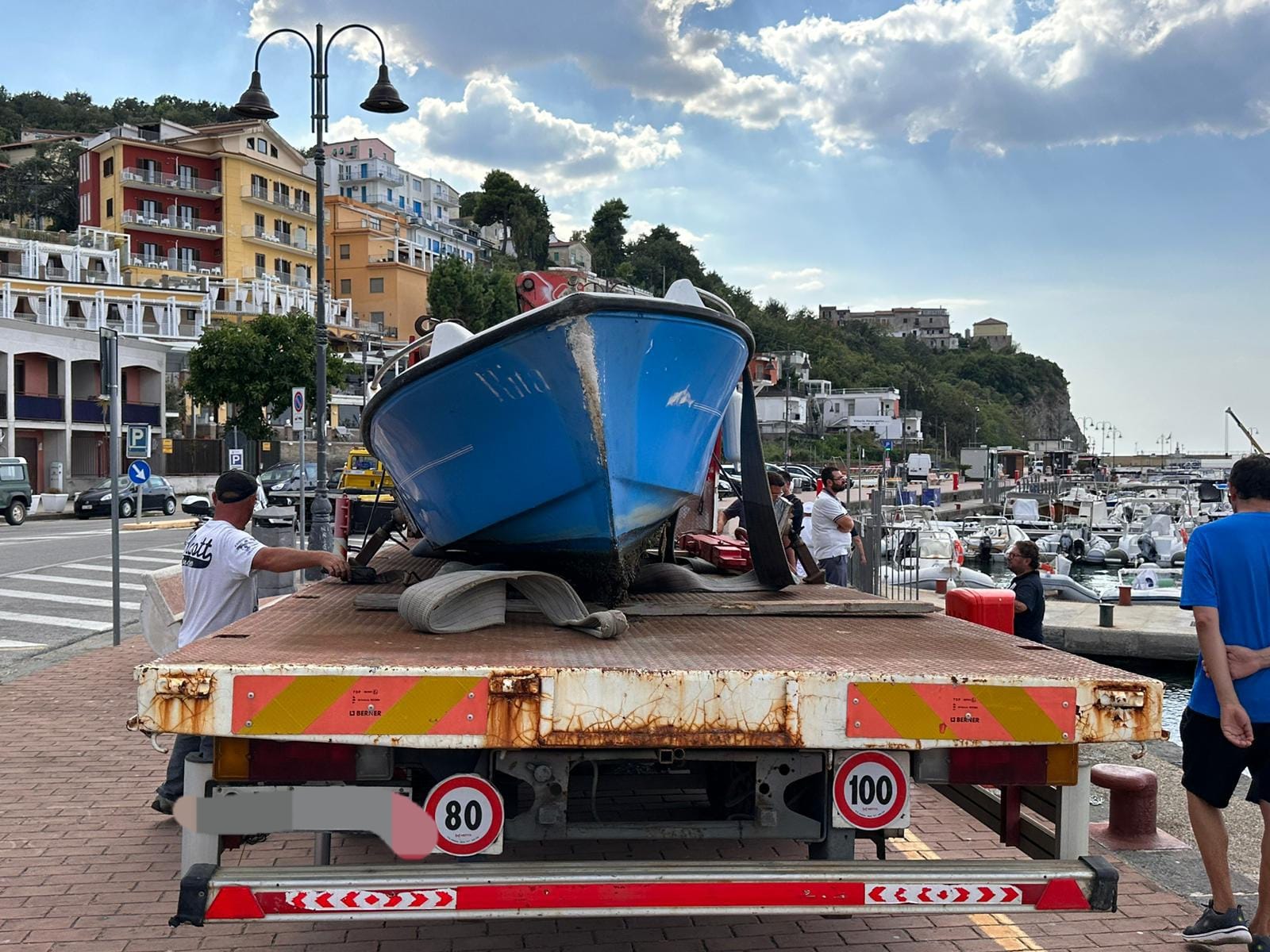 Barca porto di Agropoli