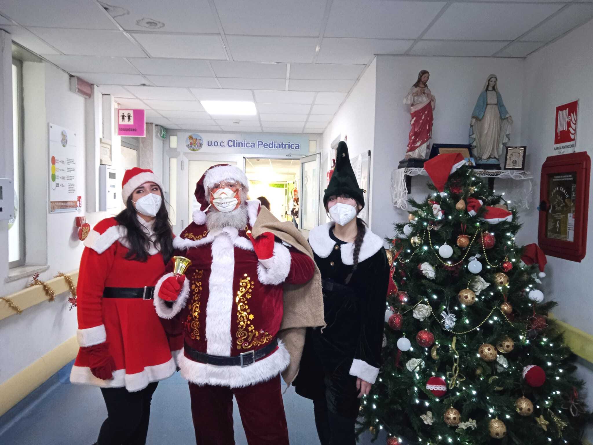 Ospedale Ruggi Babbo Natale