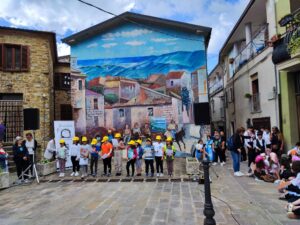 Piano Vetrale, una fiaba tra i murales