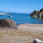 Agropoli, rimozione posidonia spiaggia porto