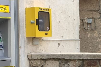 Defibrillatore Novi Velia