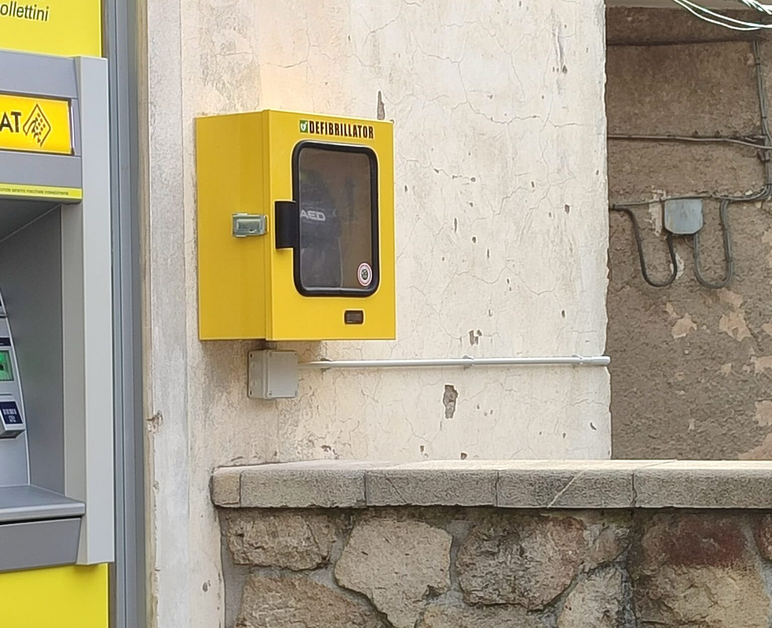 Defibrillatore Novi Velia