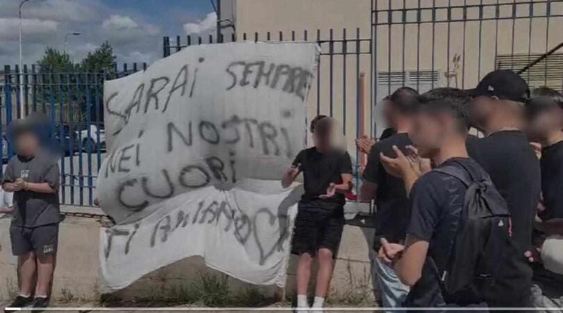 Sala Consilina, studenti ricordano il 16enne morto in scooter