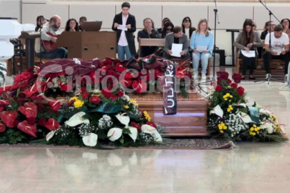 Salerno, funerale Carmine De Luca