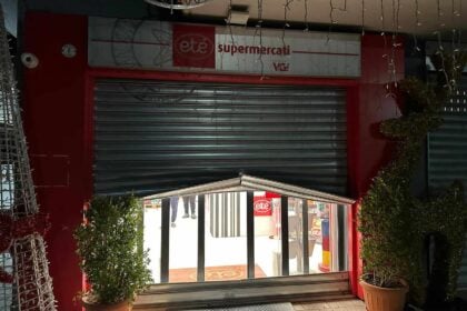 Battipaglia, supermercato