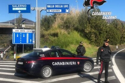 Carabinieri svincolo Vallo della Lucania