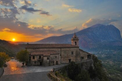 Chiesa Pietrasanta San Giovanni a Piro