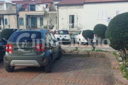 Castellabate, auto in sosta