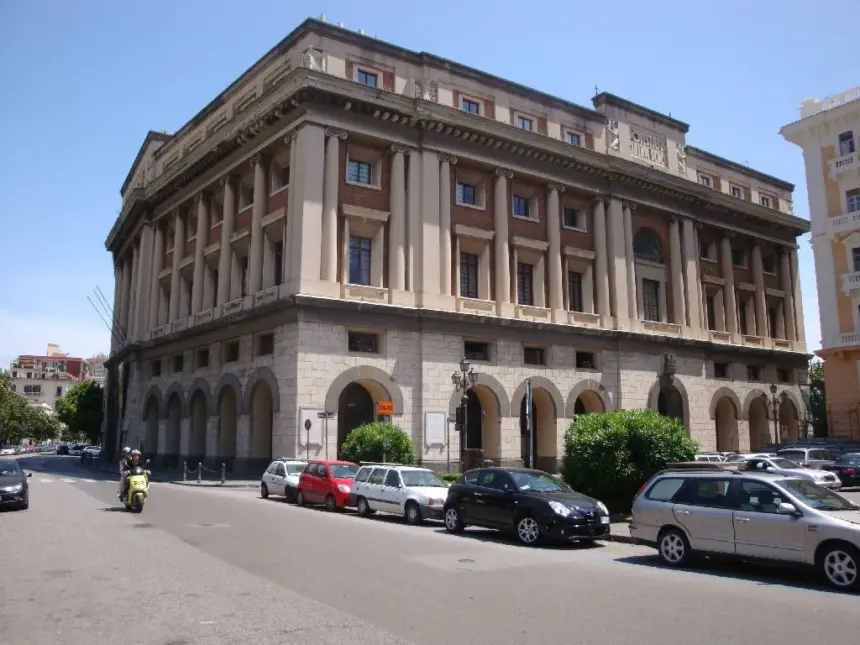 Salerno, Salone dei Marmi