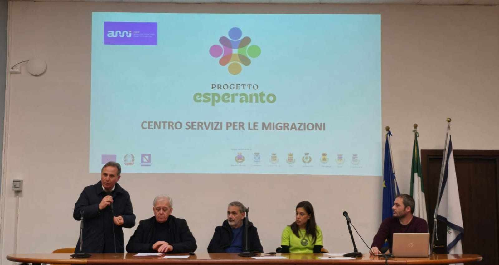 Eboli, centro servizi migrazione