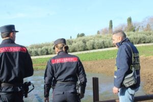 Eboli sequestro azienda bufalina